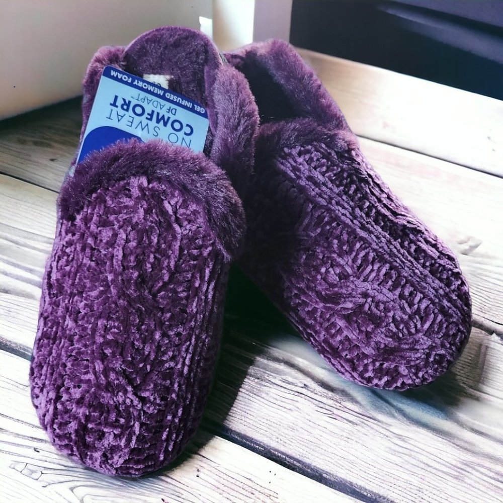 NWT DEARFOAMS (7-8) LEAH MARLED CHENILLE KNIT Booties